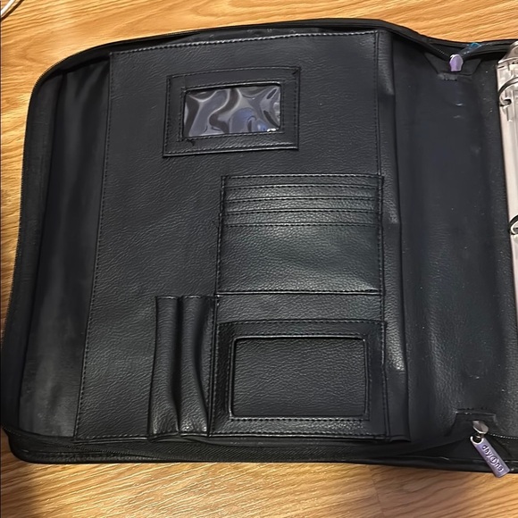 Black Briefcase/Binder  with Durable Fabric and Zipper Closure - Picture 2 of 6